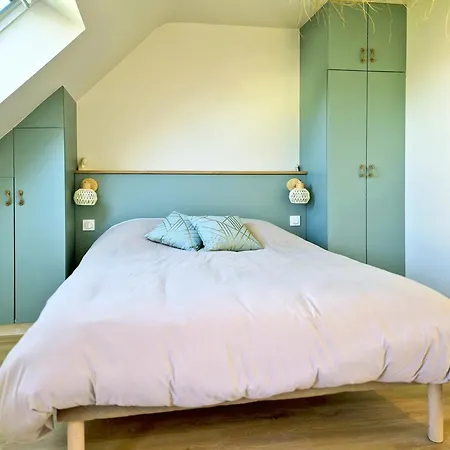 Holiday home Ty-bod Les De La Cote D'amour *